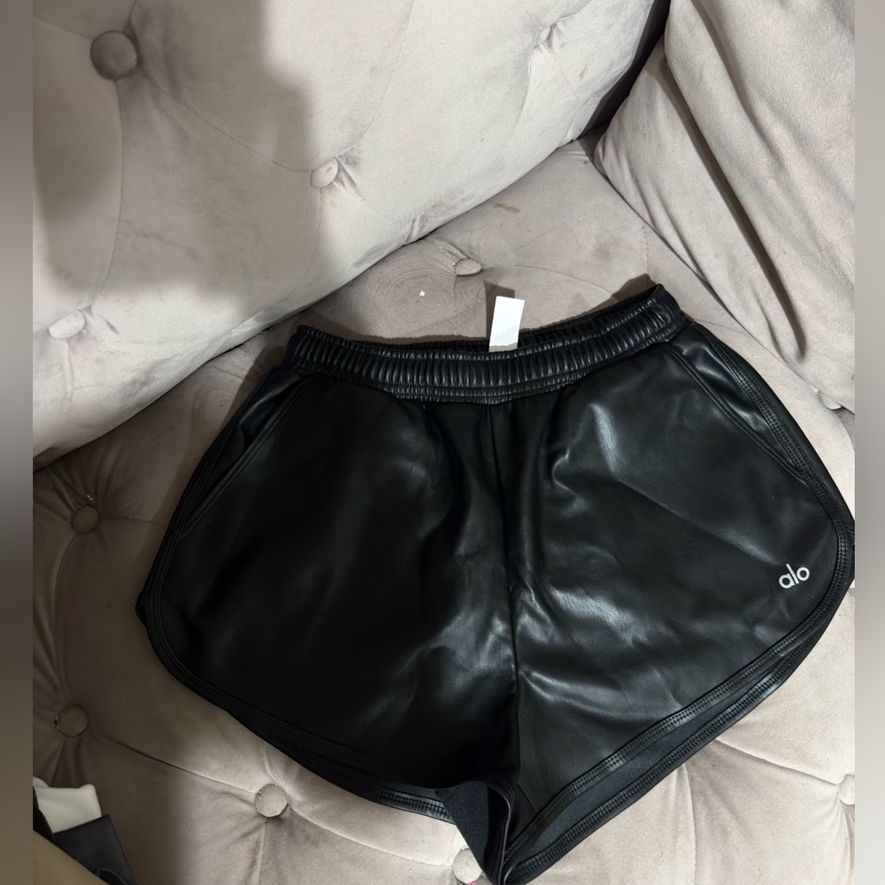 ALO Yoga Black leather Shorts